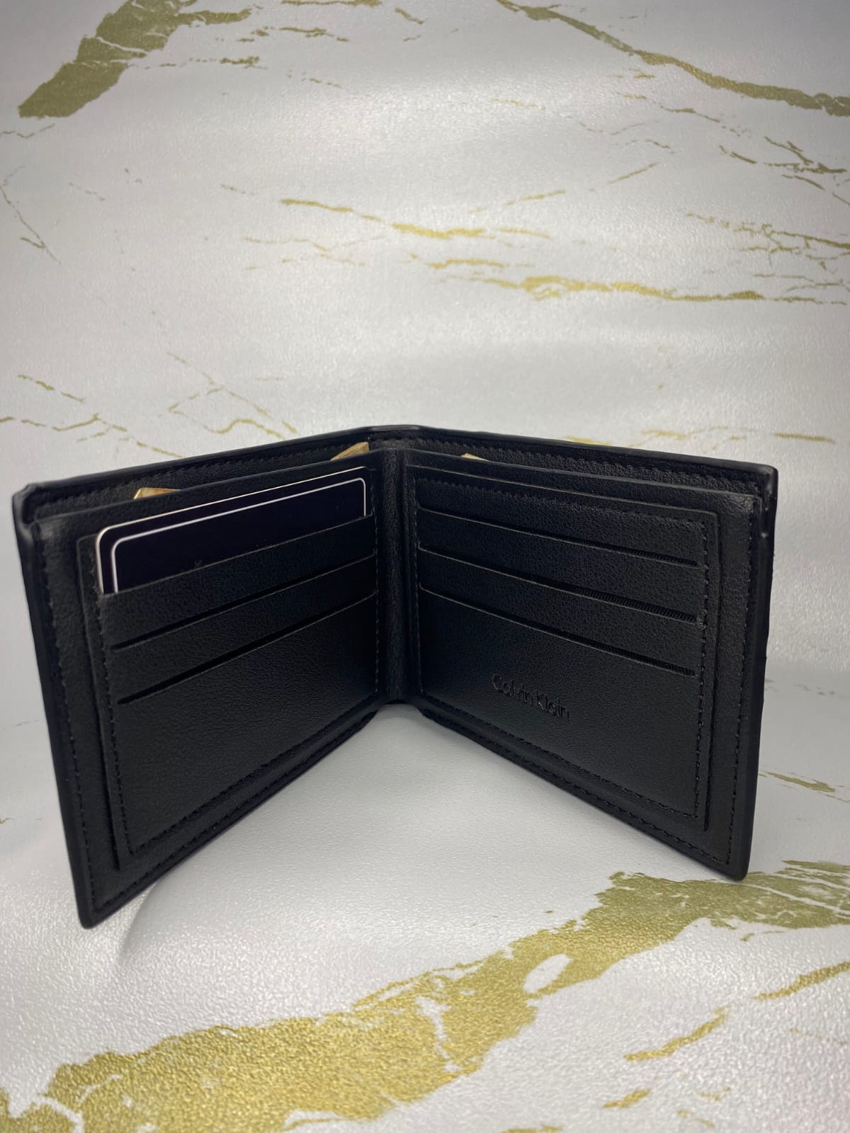 Men's Luxury Wallet (Calvin Klein)
